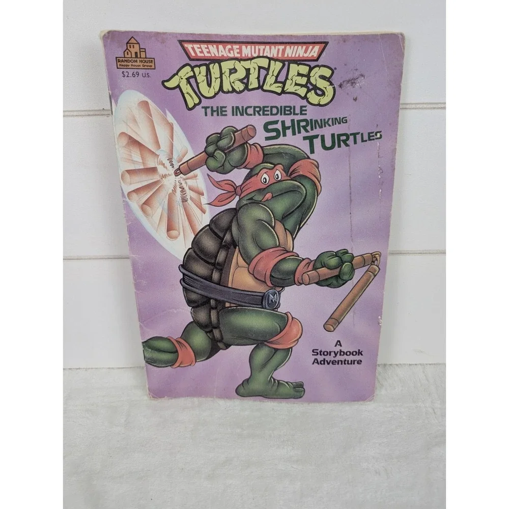 Vintage Teenage Mutant Ninja Turtle Book The Incredible Shrinking‎ Turtles 90s
